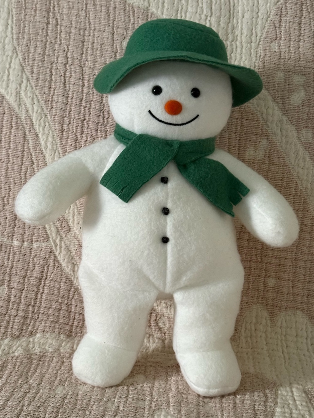 VINTAGE THE SNOWMAN PLUSH BY EDEN 14 INCHES GREEN HAT & SCARF RAYMOND BRIGGS